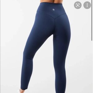 Live free legging buff bunny